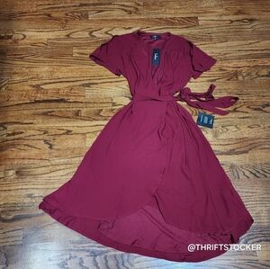 Lulu's Rise to the occasion Burgundy Wrap Dress size S